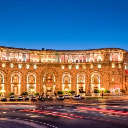 Отель Marriott Армения Ереван Экстерьер фото